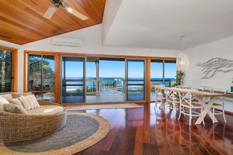 Seascape At 19 Pindari Privacy Space Views - Goulburn Accommodation 3
