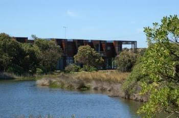Inlet Beach Apartments - Goulburn Accommodation 0