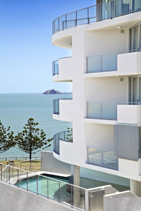 Oshen Holiday Apartments Yeppoon - Goulburn Accommodation 2