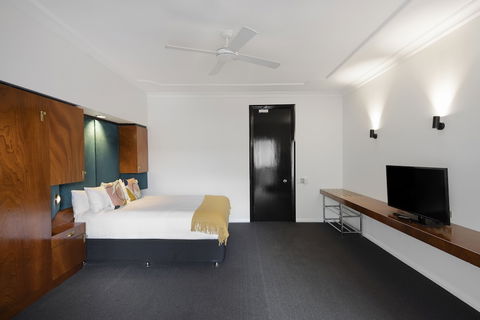 Regents Court Sydney - Goulburn Accommodation 6