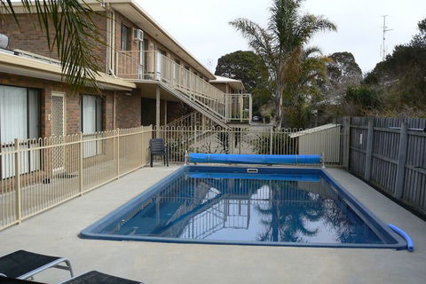 Allambi Holiday Apartments - Goulburn Accommodation 4