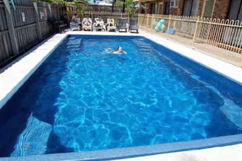 Allambi Holiday Apartments - Goulburn Accommodation 5