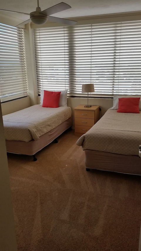 Beaconlea Tower Apartments - Goulburn Accommodation 4