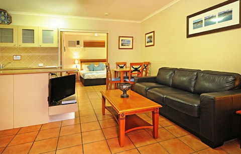 At Boathaven Bay Holiday Apartments - Goulburn Accommodation 4