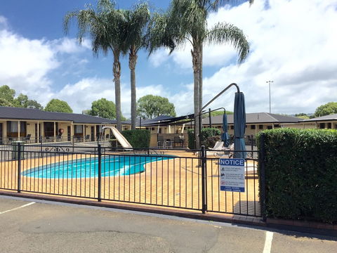 James Street Motor Inn - Goulburn Accommodation 2