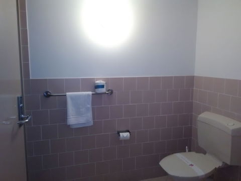 Tamwell Motel And Coffee Lounge - Goulburn Accommodation 6