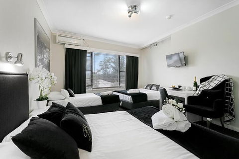 Airport Hotel Sydney - Goulburn Accommodation 5