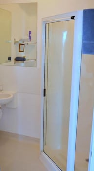 Meredith House - Goulburn Accommodation 6