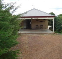 Gumtrees Cottage - Goulburn Accommodation