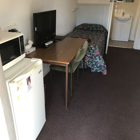 Travelway Motel - Goulburn Accommodation 3