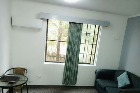 Excelsior Motor Inn - Goulburn Accommodation 5