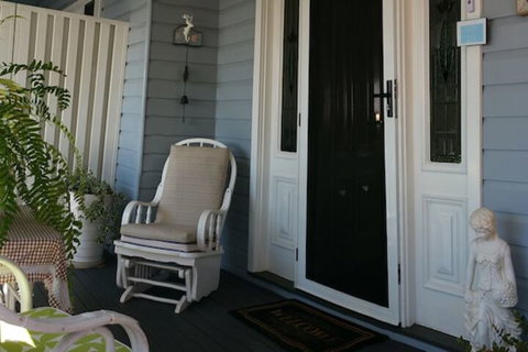 Elindale House Bed & Breakfast - Goulburn Accommodation 3