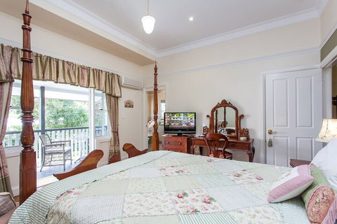 Elindale House Bed & Breakfast - Goulburn Accommodation 6