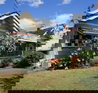 Melville House - Goulburn Accommodation