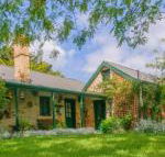 Laurel Cottage - Goulburn Accommodation