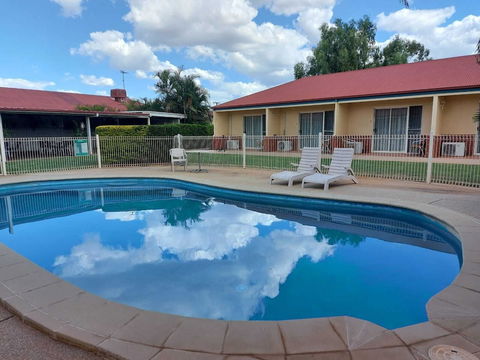 Emerald Explorers Inn - Goulburn Accommodation 0