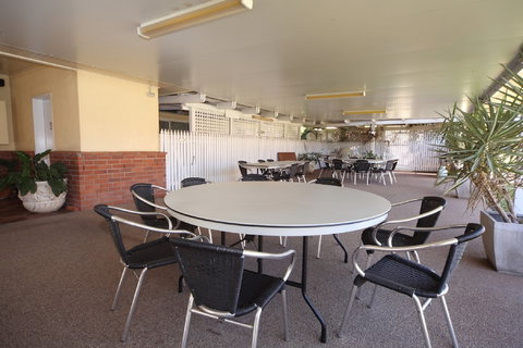 Emerald Explorers Inn - Goulburn Accommodation 6
