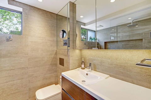 Meticulously Designed Sydney Aptmnt - Goulburn Accommodation 4