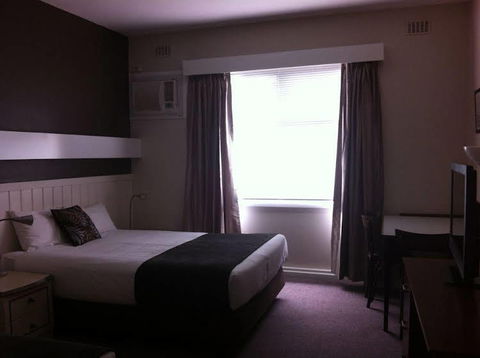 Amity Motor Inn - Goulburn Accommodation 1