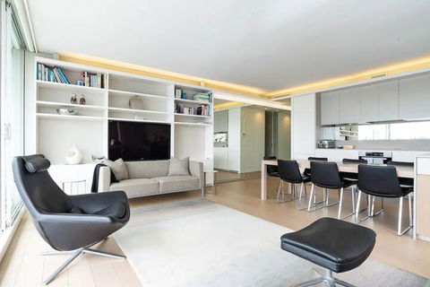 2 Bedroom Apartment With Bay View - Goulburn Accommodation 5