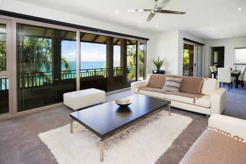 Santai Private 2 Bedroom Apartment - Goulburn Accommodation 6