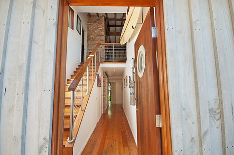 A PERFECT STAY - The Hawk At Wategos - Goulburn Accommodation 2