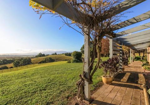 GRACEDALE HILLS HOMESTEAD - Goulburn Accommodation 0