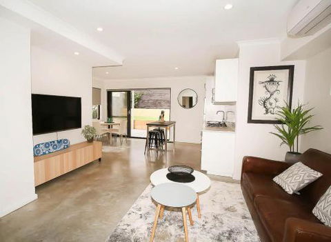 Ashburton Apartment - Goulburn Accommodation 6