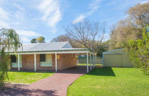 Anchors Away - Goulburn Accommodation 4