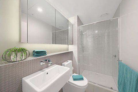 A Bright & Modern CBD Apt Next To Southern Cross - Goulburn Accommodation 4