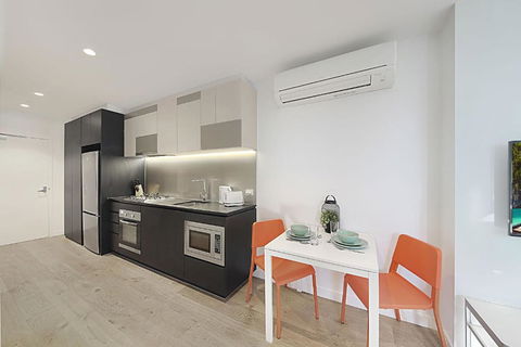 A Bright & Modern CBD Apt Next To Southern Cross - Goulburn Accommodation 5