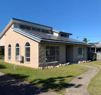 11 Anchovy Street Tin Can Bay Summer Haven coastal retreat - Goulburn Accommodation