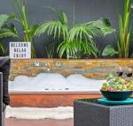 AMORE a Tranquil Retreat with Couples Spa - Goulburn Accommodation