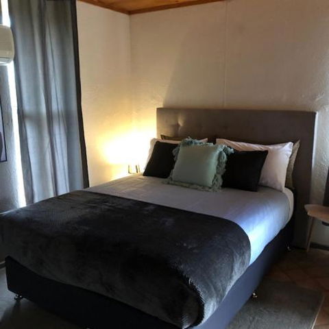 Granite Belt Cabins - Goulburn Accommodation 3