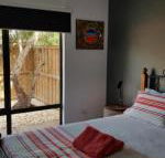 Red Ochre  Large 1BR with Private Courtyard - Goulburn Accommodation