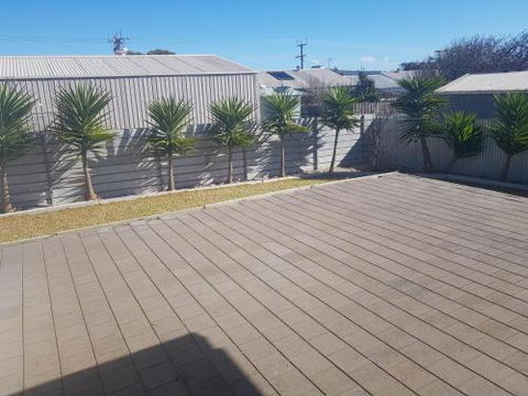The Baltimore Family Home Getaway - Goulburn Accommodation 4