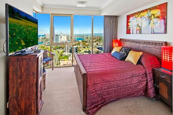 Luxury 3BR Apt With Incredible Views - Goulburn Accommodation 1