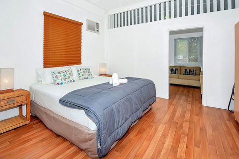 Easy Going Holiday Unit On McKenzie MK6 - Goulburn Accommodation 1