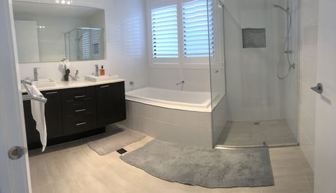 Seaforth Retreat - Goulburn Accommodation 3