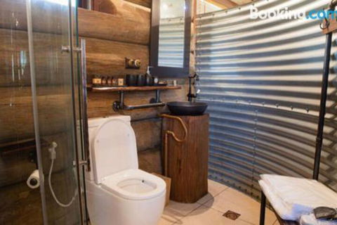 Amarina Farm Stay & Gardens - Goulburn Accommodation 4