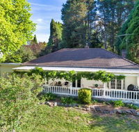 Redwood Cottage Burradoo getaway Southern Highlands 4pm Check Out Sunday - Goulburn Accommodation
