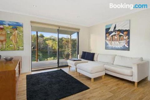 A One One Two At Island Beach - Goulburn Accommodation 1