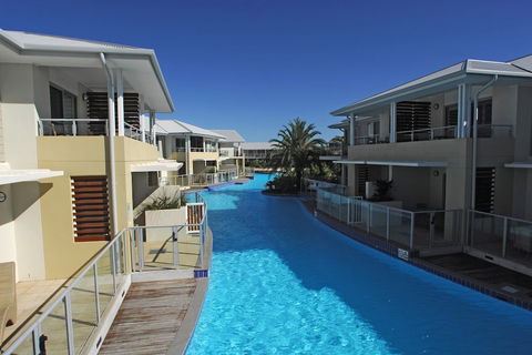 Pacific Blue 505-265 Sandy Point Road - Goulburn Accommodation 3