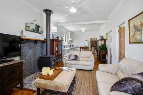 WOOLWAY - Goulburn Accommodation 4