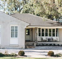 KIRRIEMUIR Burradoo Southern Highlands 4pm Check Out Sunday - Goulburn Accommodation