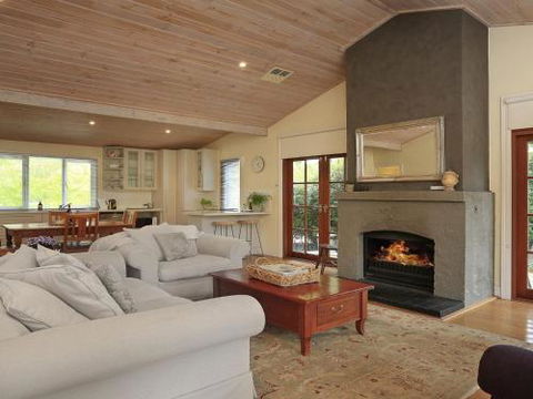Rose Cottage Bowral Southern Highlands - Goulburn Accommodation 5