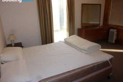 11 The Boulevarde Sandy Point - Goulburn Accommodation 2
