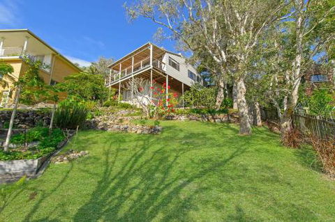 Valparaiso 23 Dulconghi Street - Goulburn Accommodation 5