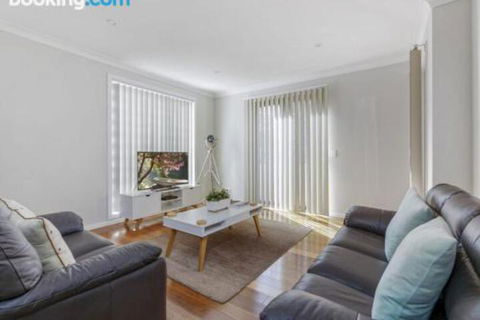 SURF BEACH DREAMS Kiama & Surrounds 4pm Check Out Sundays - Goulburn Accommodation 2