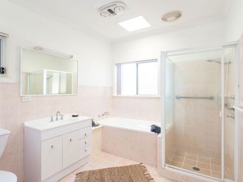 Cottage On Bruce - Goulburn Accommodation 2